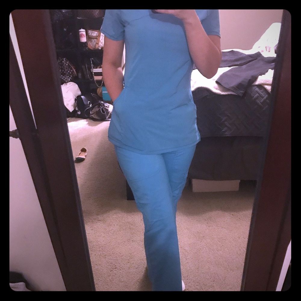 Cherokee Scrub Sets In Various Colors - image 1